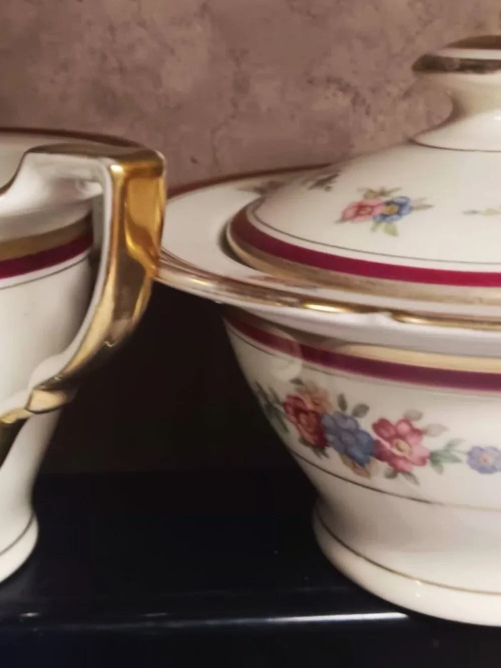 Eschenbach Lohengrin Bavaria A2013, porcelain sugar and creamer set.